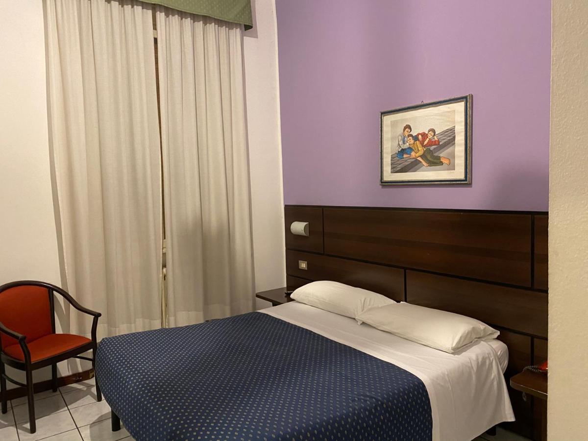 Hotel La Pace - Milan — Photos 2